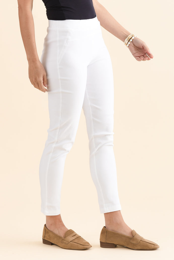 Olympia White Straight 7/8 Pants,Side,Brunette model,alt text|model:MJ