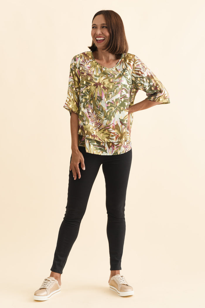 Reed Black Stretch Cotton Pants,Brunette model,alt text|model:Cara