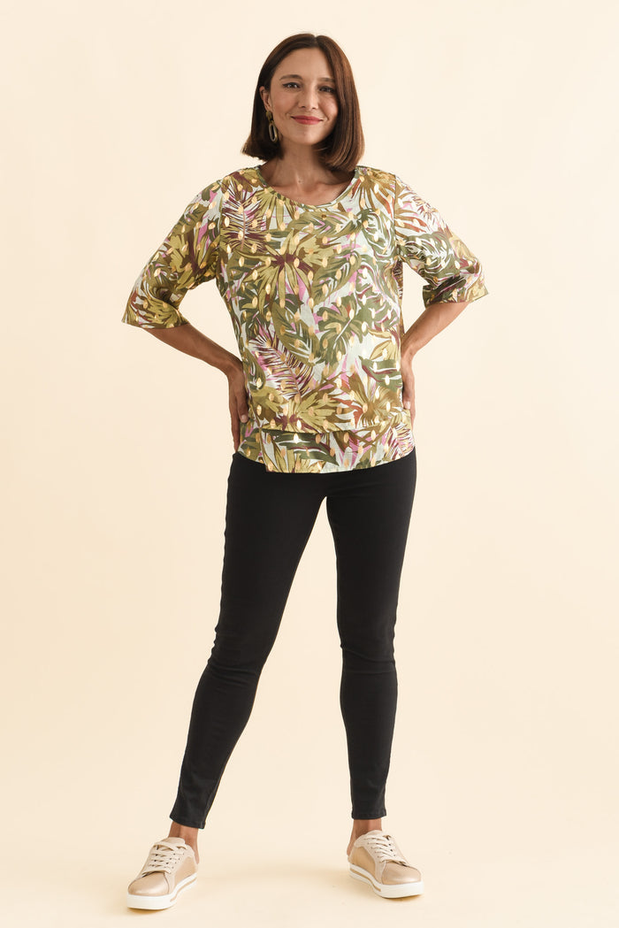 Reed Black Stretch Cotton Pants,Brunette model,alt text|model:Cara