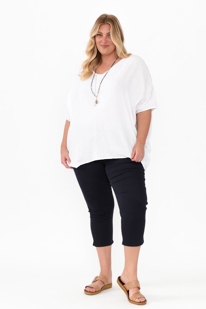 Reed Navy Stretch Cotton Capri Pants,Blonde model,alt text|model:Caitlin
