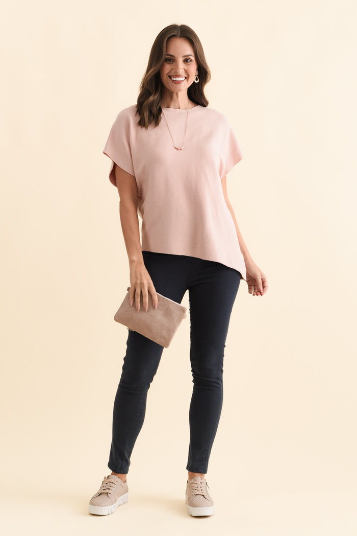 Reed Navy Stretch Cotton Pants,Brunette model,alt text|model:MJ