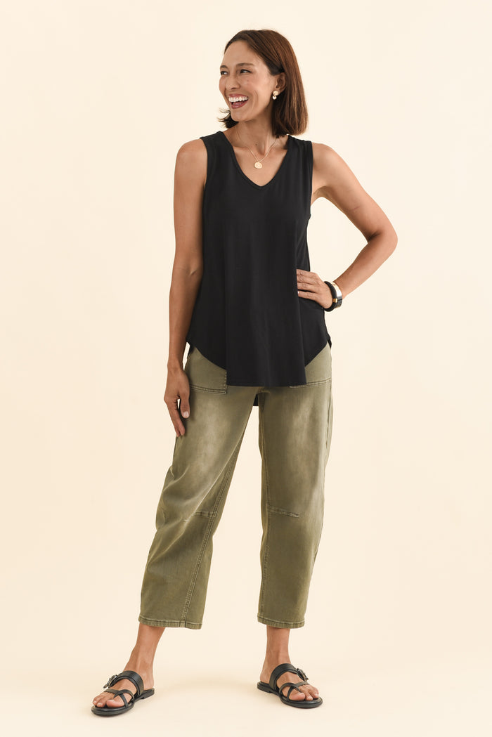 Rihanna Black Bamboo Tank,Brunette model,alt text|model:Cara
