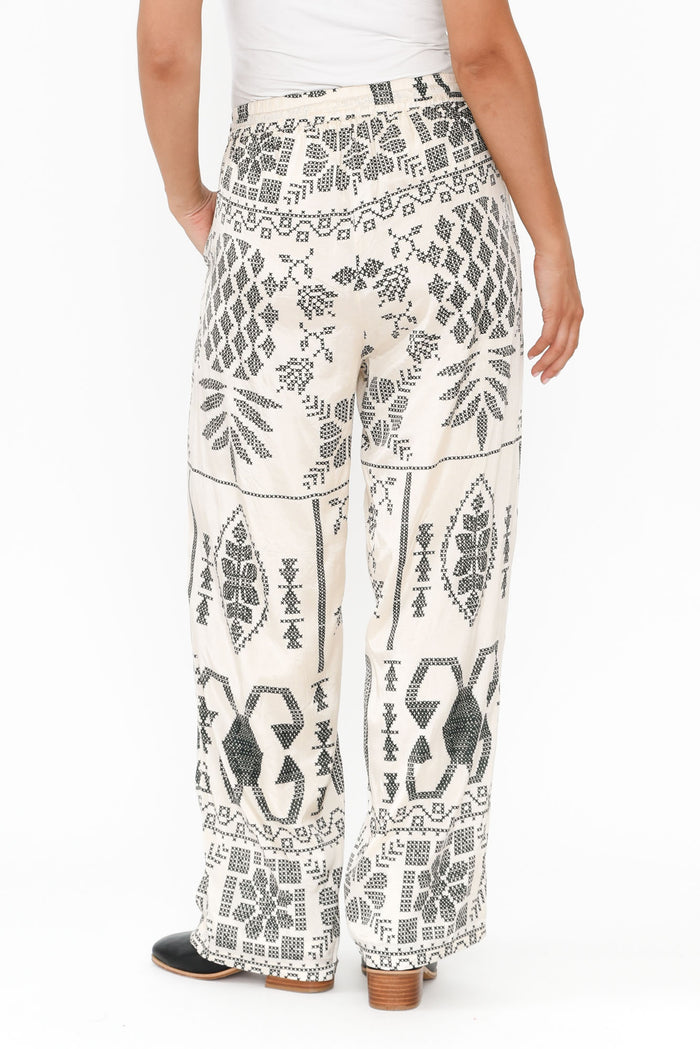 Rio Natural Abstract Tie Pants,Blonde model,alt text|model:Mollie
