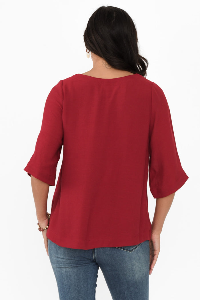 Selena Red 3/4 Sleeve Top,Brunette model,alt text|model:Brontie