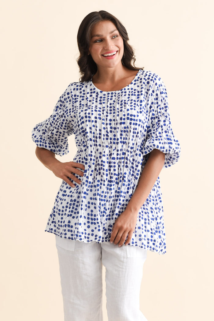 Selma Blue Confetti Crinkle Cotton Top,Brunette model,alt text|model:Brontie