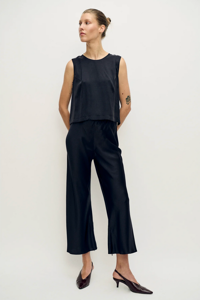 Silk Laundry Elena Top - Black