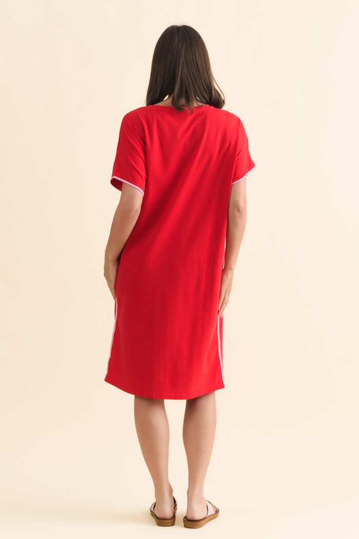 Stellar Red Contrast Cotton Tee Dress,Brunette model,alt text|model:MJ