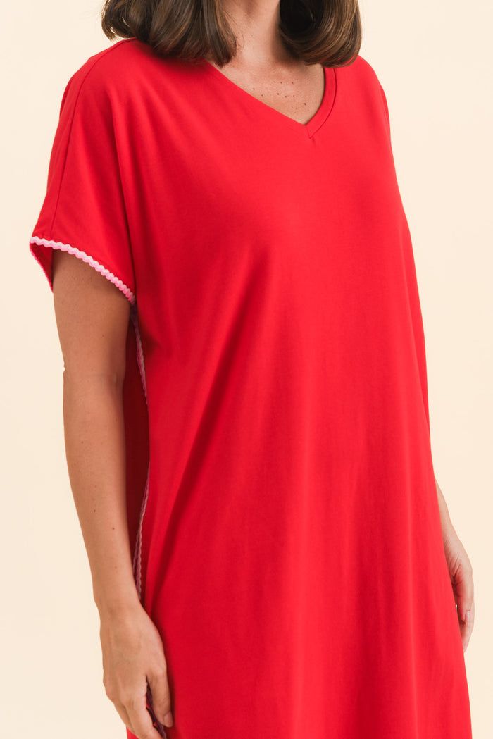 Stellar Red Contrast Cotton Tee Dress,Brunette model,alt text|model:MJ