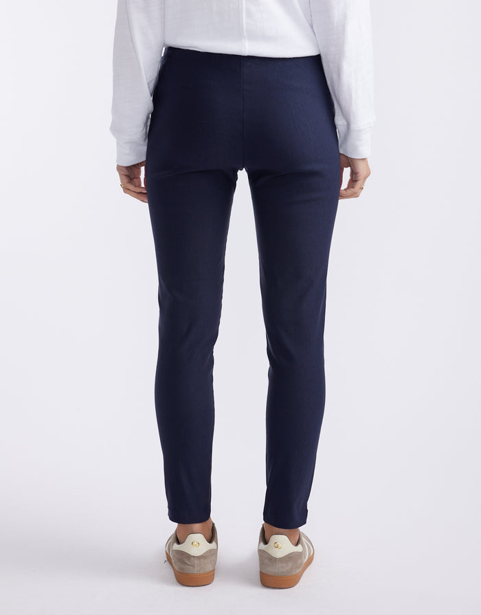 The 24/7 Bengaline Crop Pant - Navy