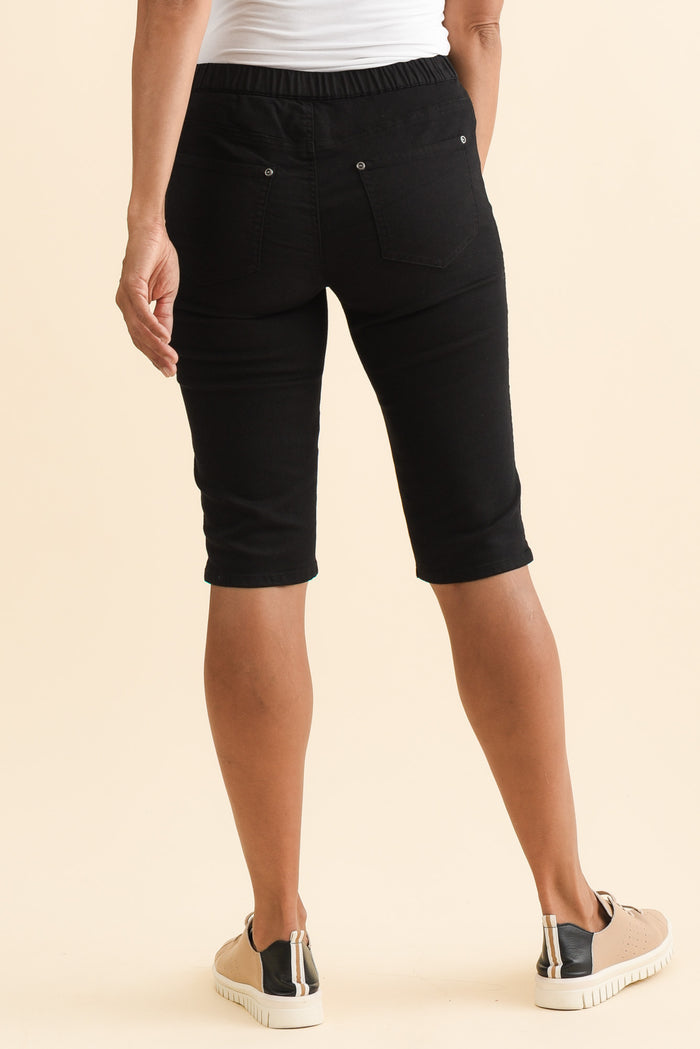 Tora Black Stretch Shorts,Brunette model,alt text|model:Cara