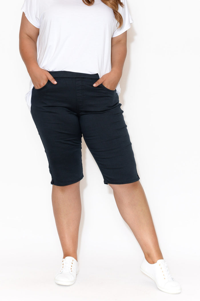 Tora Navy Stretch Shorts,plus-size,curve-bottoms,curve-basics,plus-size-shorts,plus-size-basic-bottoms,facebook-new-for-you  alt text|model:Stacey
