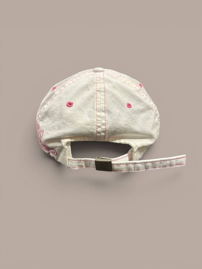 von dutch hat white with pink details