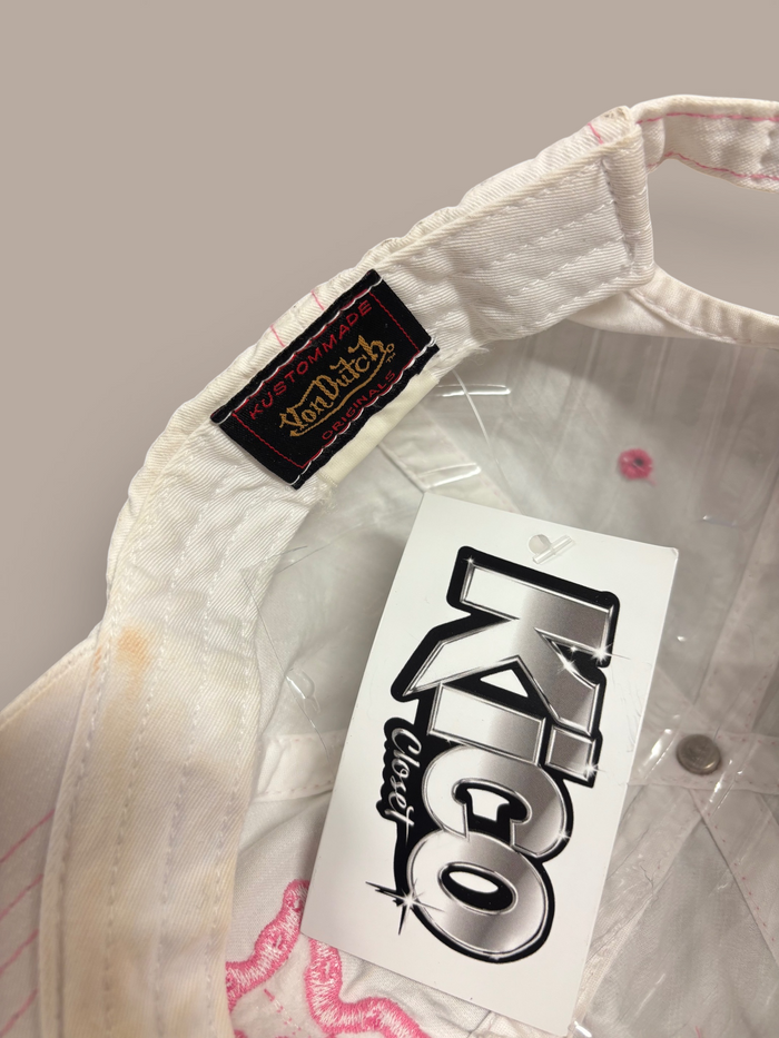von dutch hat white with pink details