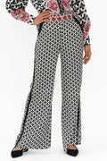 Willow Black Geo Wide Leg Pants,Brunette model,alt text|model:Cara