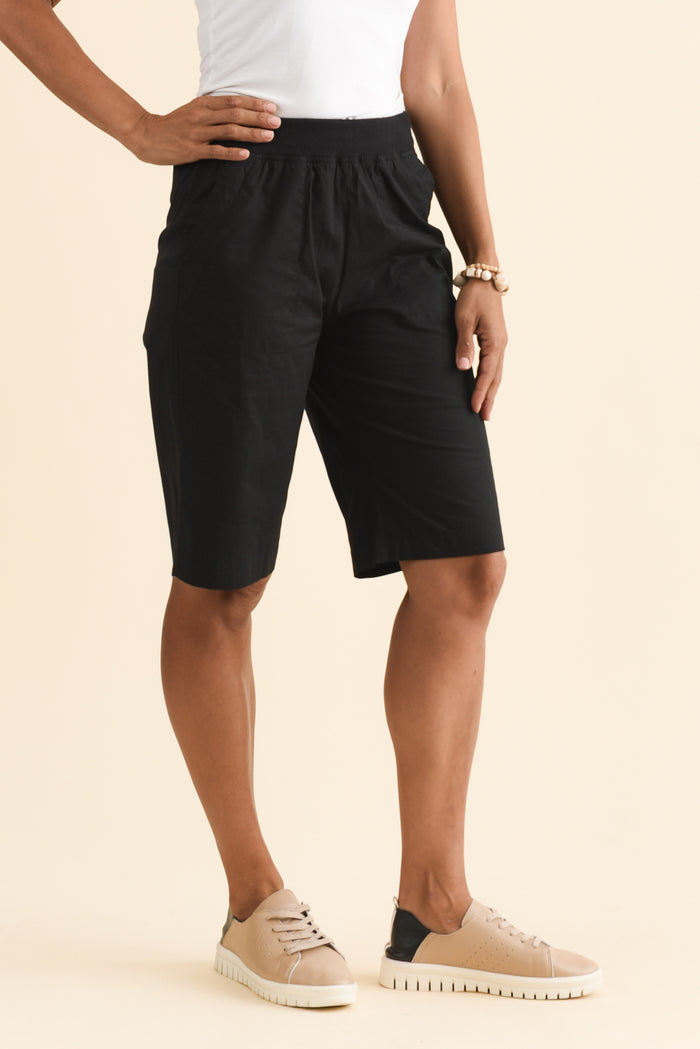 Wilson Black Cotton Shorts,Brunette model,alt text|model:Cara