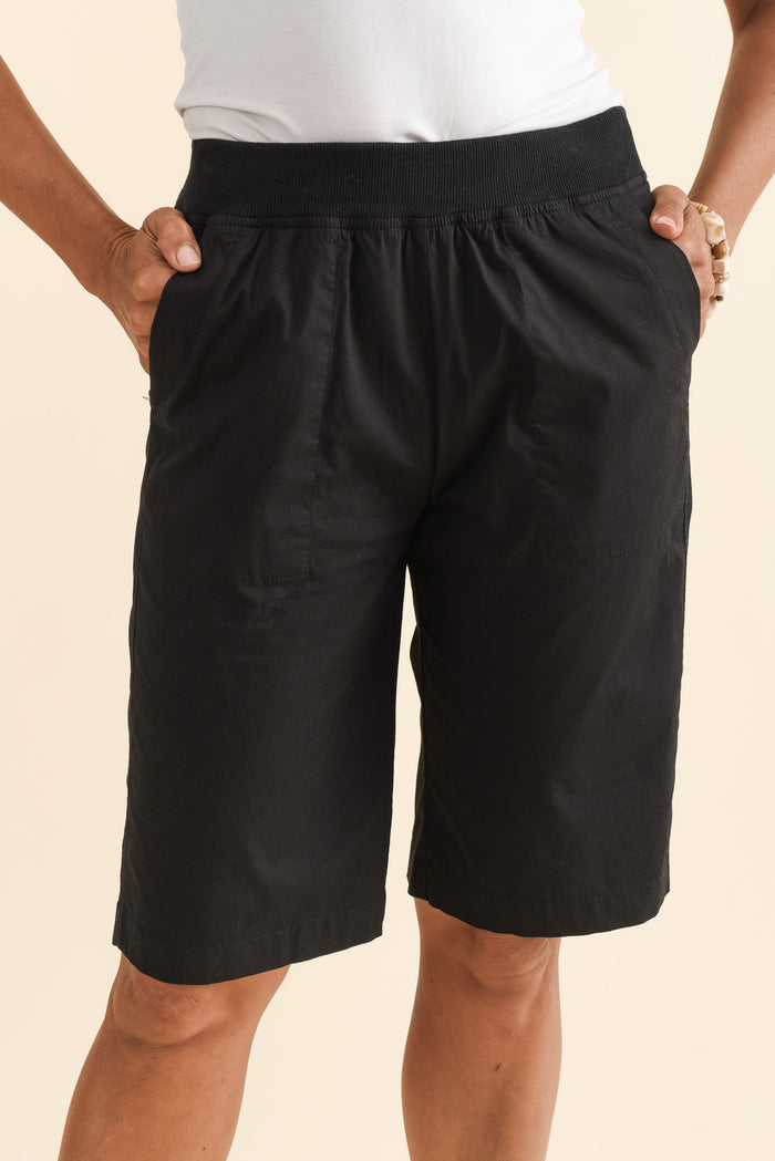 Wilson Black Cotton Shorts,Brunette model,alt text|model:Cara