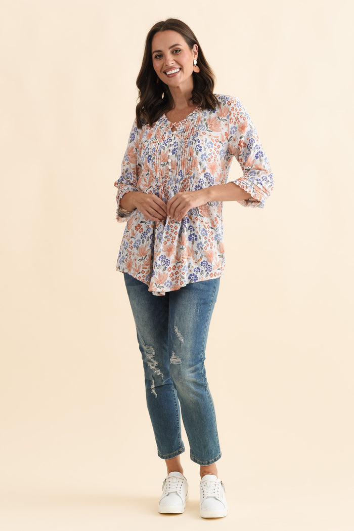Zadie Distressed Blue Stretch Jeans,Brunette model,alt text|model:MJ