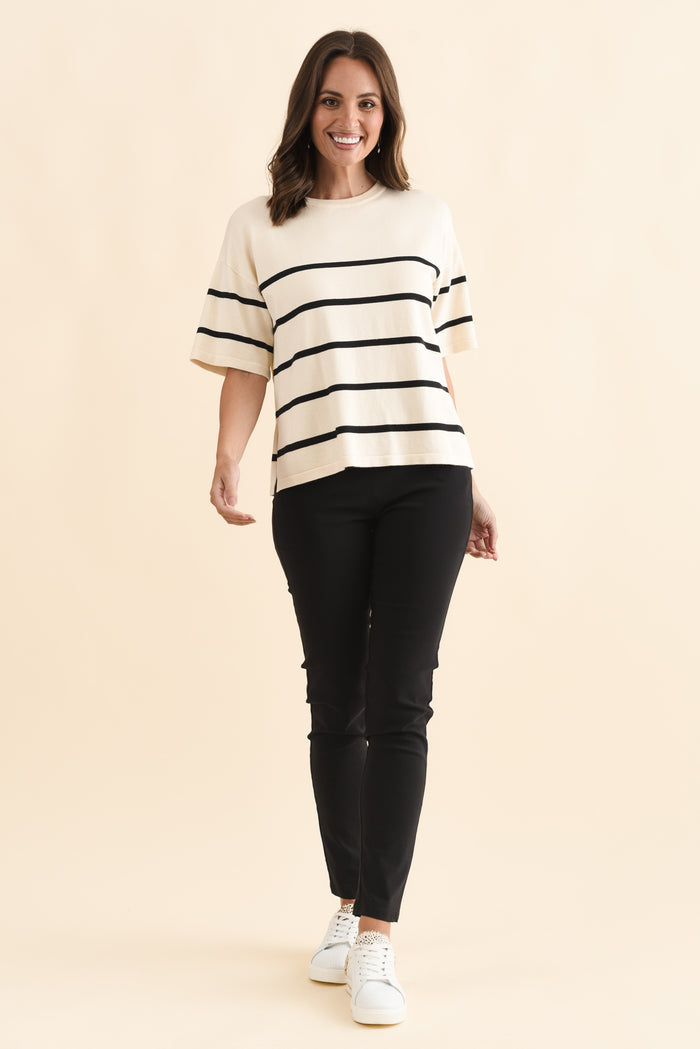 Zara Black Stretch Full Length Pants,alt text|model:MJ