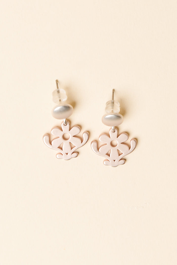 Zeta Rose Gold Daisy Stud Earrings